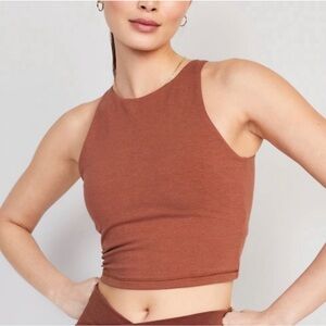 Old Navy PowerChill Long-line Sports Bra in orange. NWT. Size: M